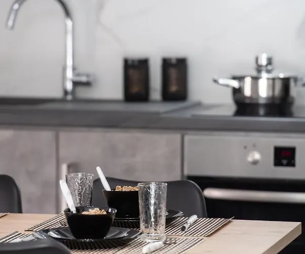 別荘 Beyond The Bridge Sívros